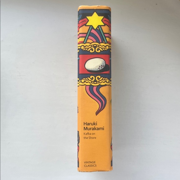 Hardcover Kafka on the Shore (Murakami Collectible Classics) - Picture 2 of 5
